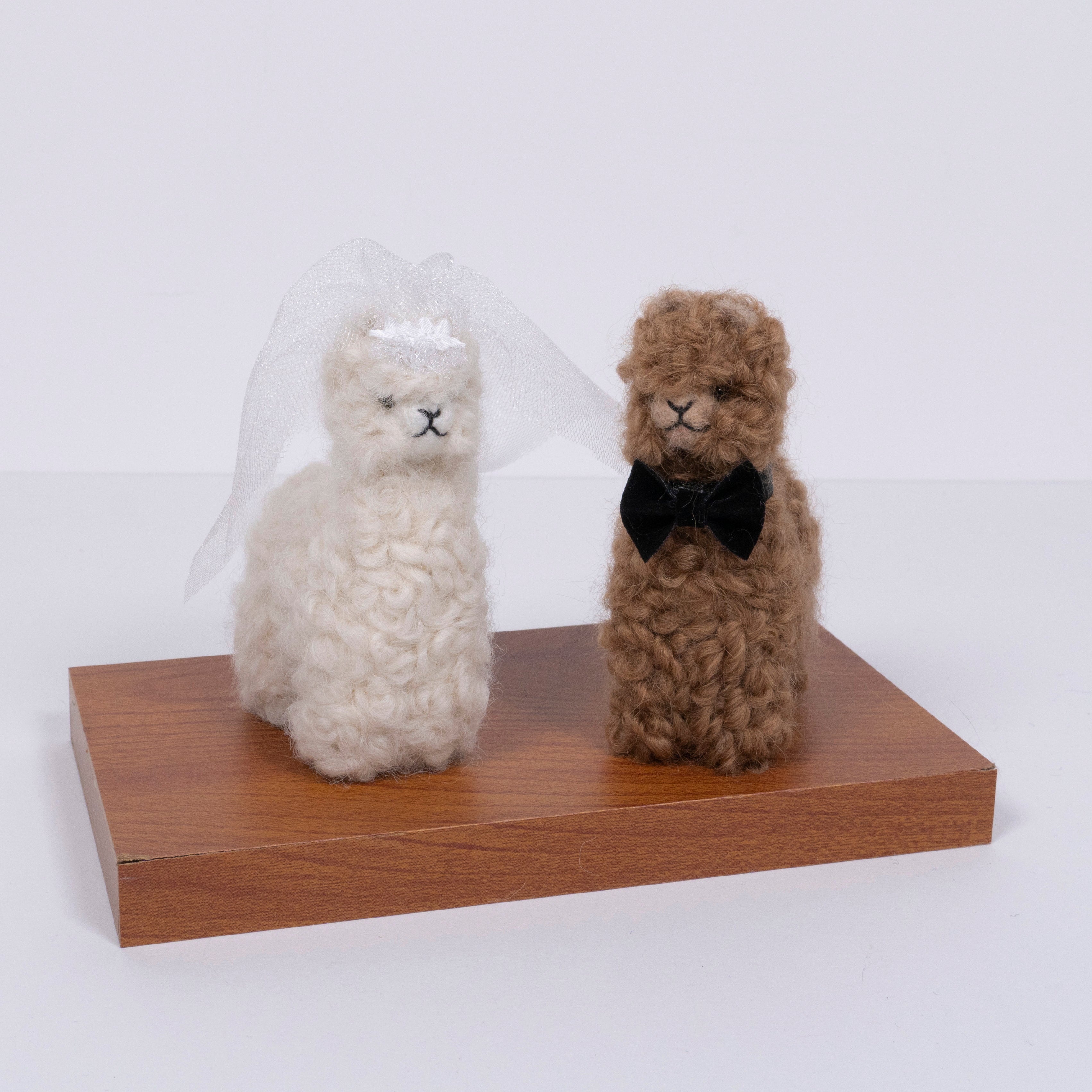Needle Felted Alpaca Wedding Cake Toppers - Bride & Groom Set