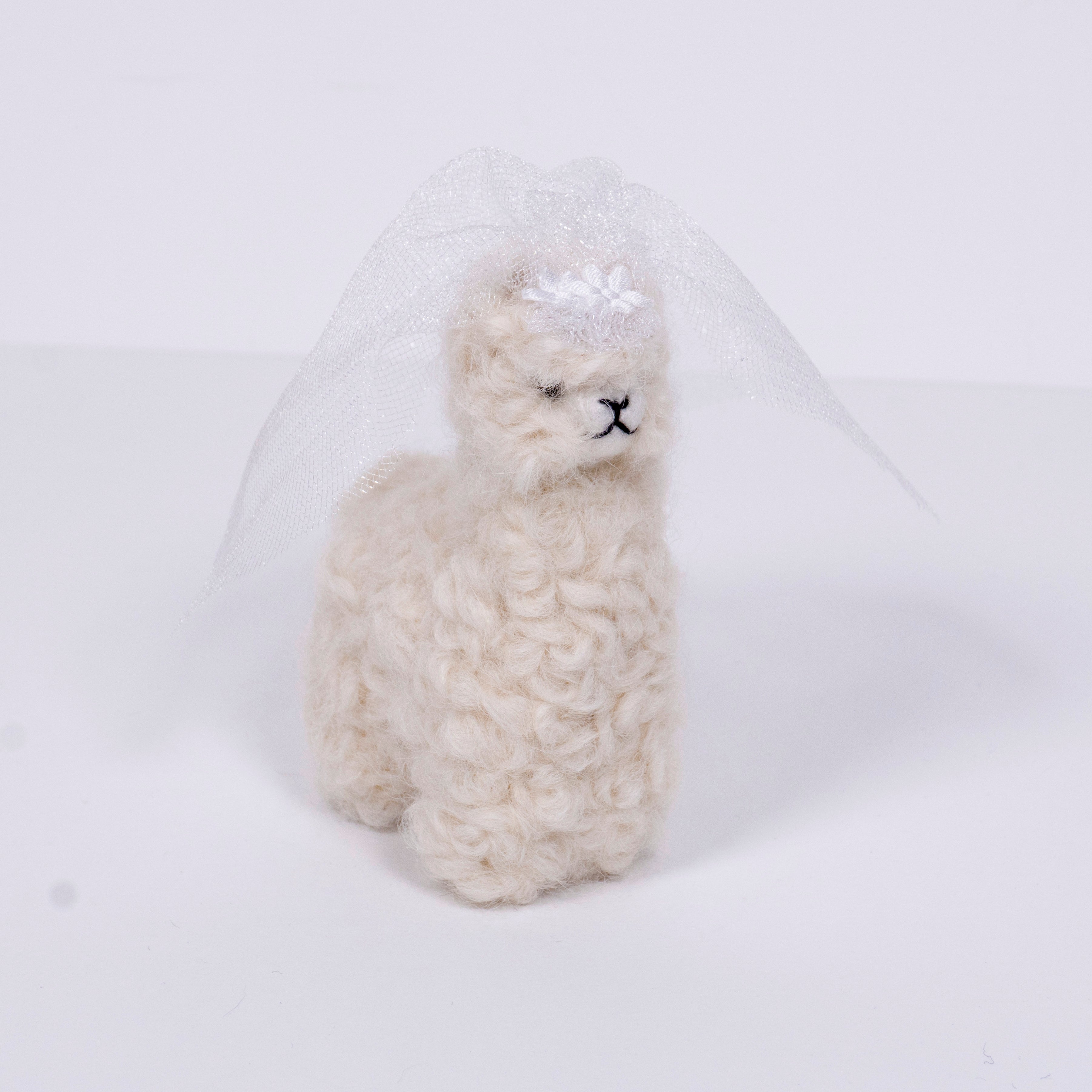 Needle Felted Alpaca Wedding Cake Toppers - Bride & Groom Set