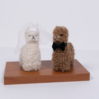 Needle Felted Alpaca Wedding Cake Toppers - Bride &amp; Groom Set